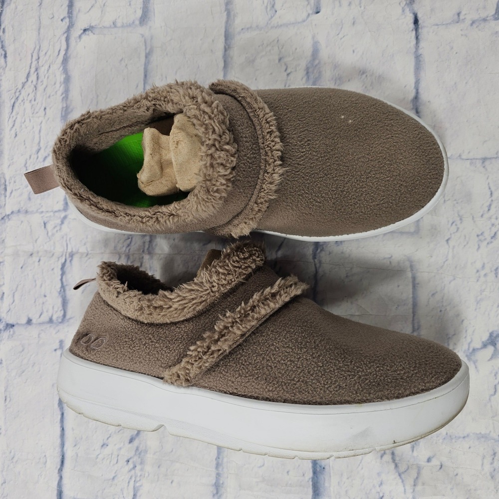 OOFOS Oocoozie Fleece Recovery Shoes Women 11 Brown Faux Fur Lining Slip Comfort